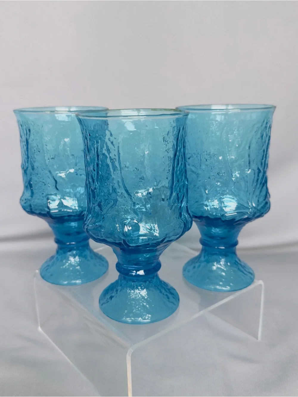Vintage Anchor Hocking Rain Flower Blue Set 3 Retro Crackle Like Glass Ice Tea